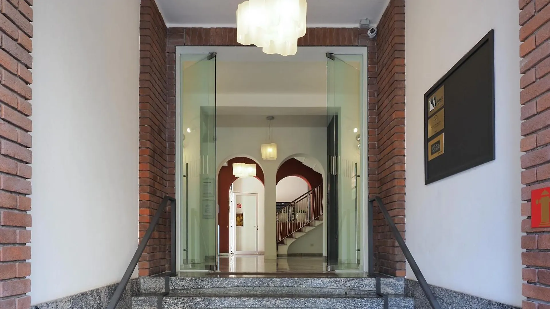 Missori Luxury Apartments Milánó