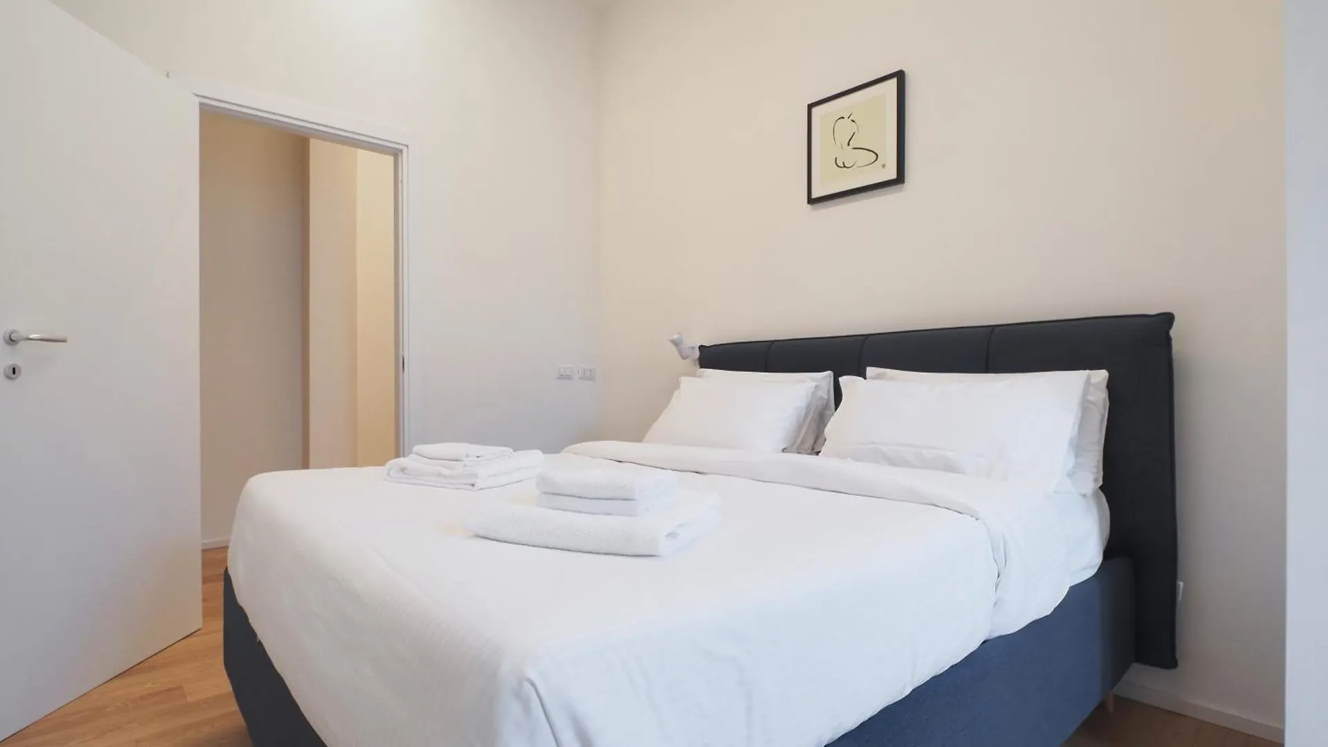 Missori Luxury Apartments Milánó