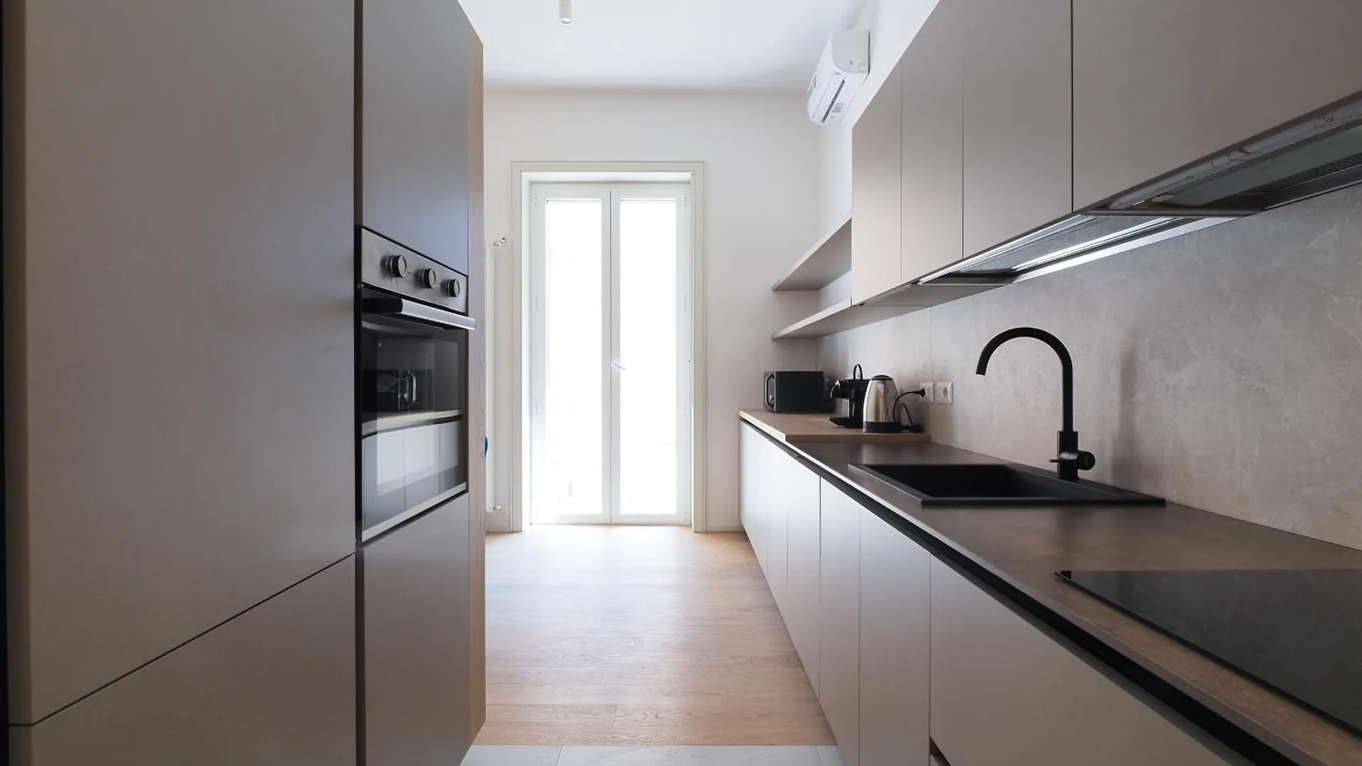 Missori Luxury Apartments Milán 0*,  Italia